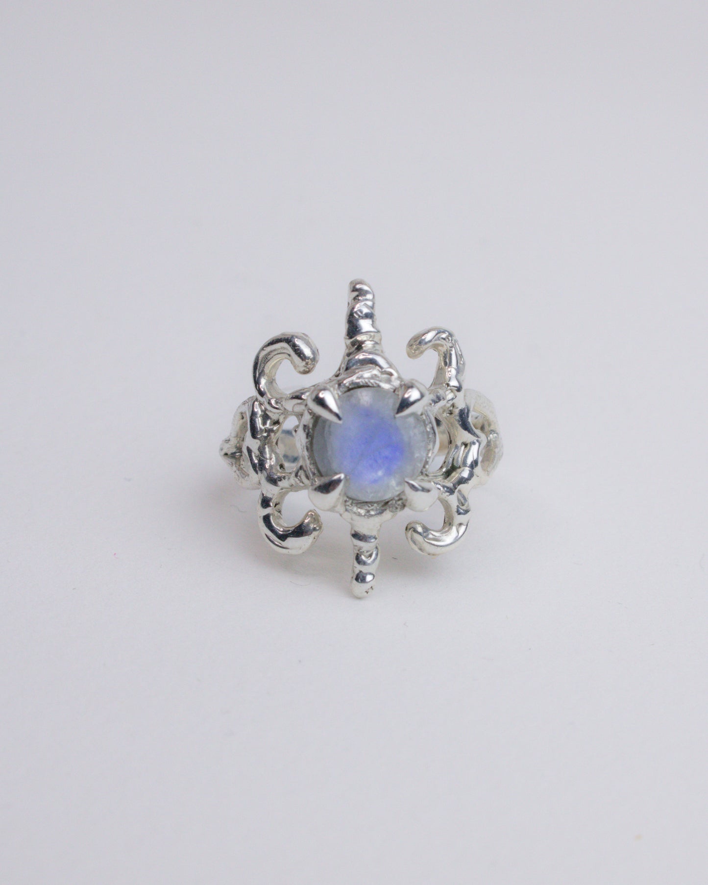 LUNA RING