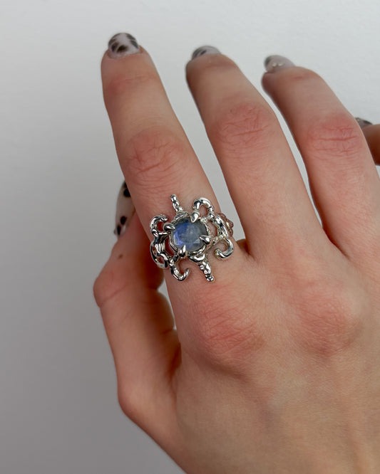 LUNA RING